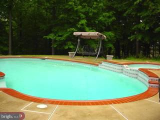 589 Rock Raymond Road Downingtown, PA 19335 - Photo 3 of 6 Gallery Image 3