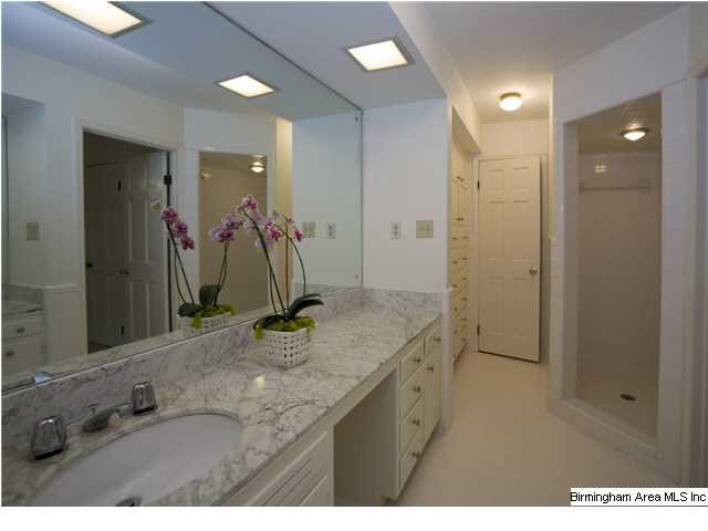 4135 Stone River Road Birmingham, AL 35213 - Photo 14 of 25