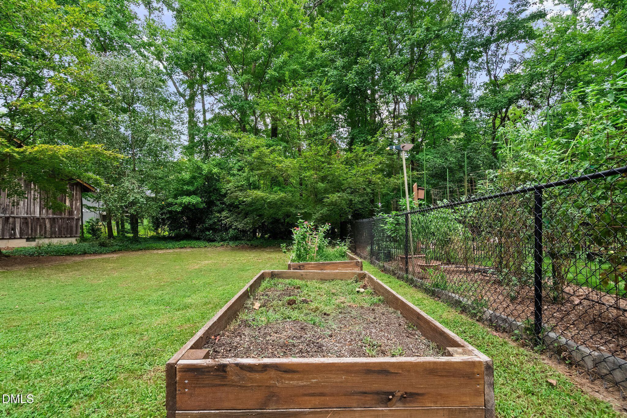 205 Lawrence Road Cary, NC 27511 - Photo 71 of 96 30_NJO08519