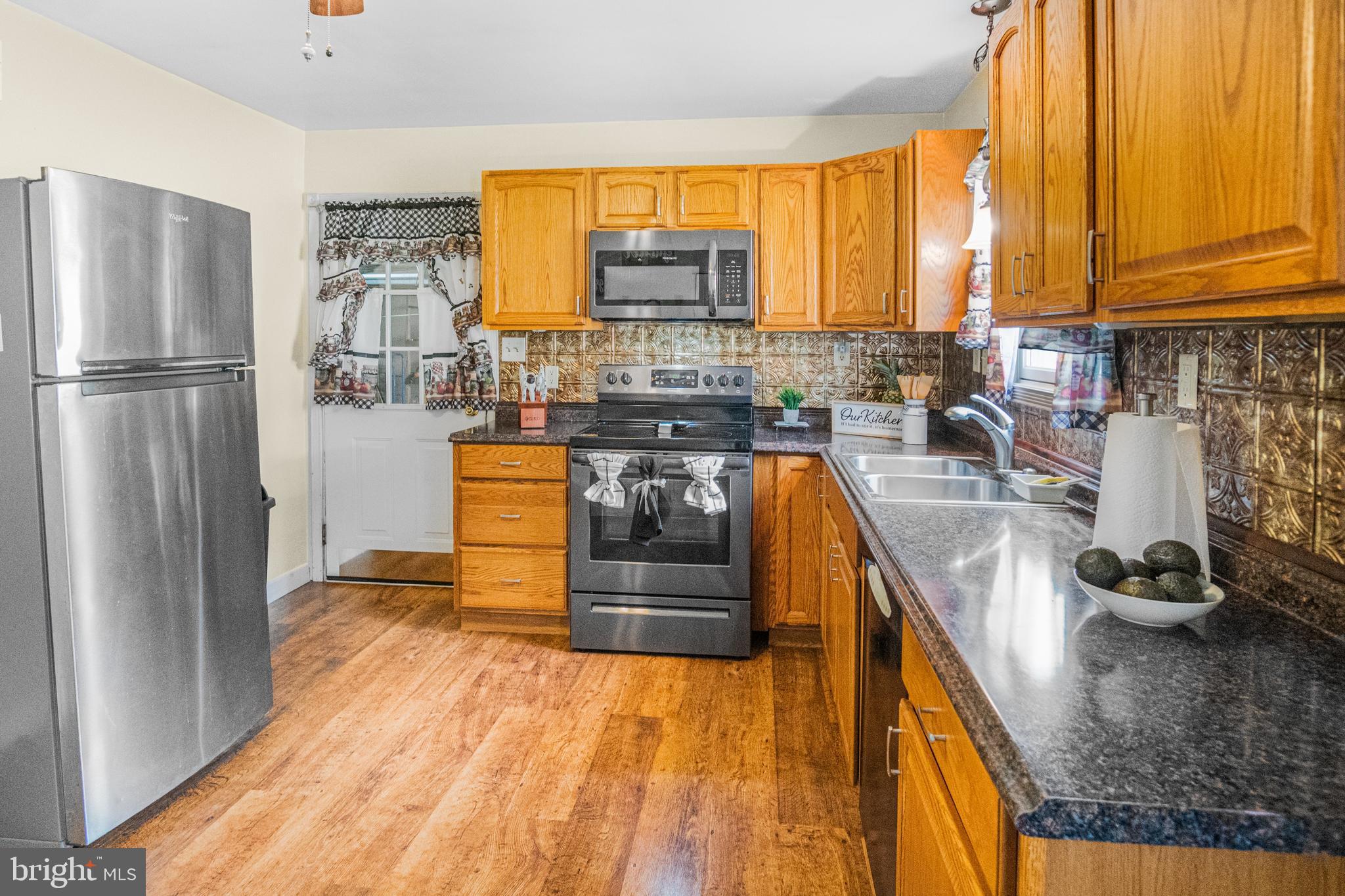 818 Torway Road Gardners, PA 17324 - Photo 5 of 24 Gallery Image 5