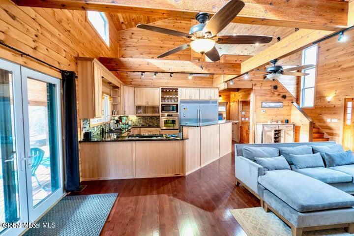 20250320224258222680000000-o