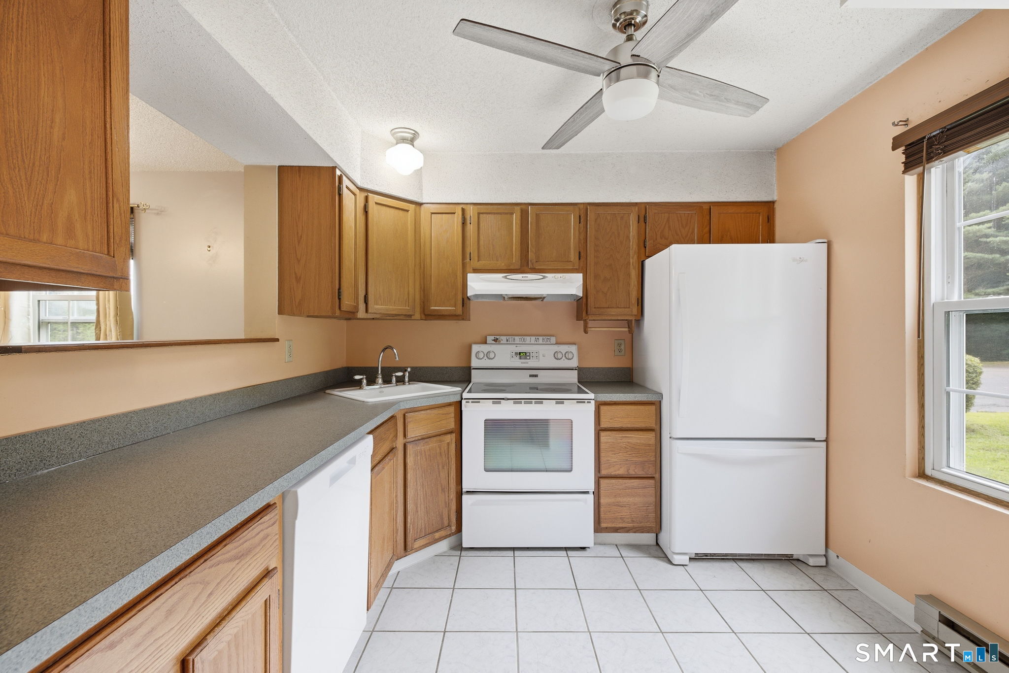 745 Merrow Road, Unit 162 Coventry, CT 06238 - Photo 4 of 35 Gallery Image 4