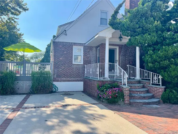 $16,000 | 89 Lynbrook Avenue, Point Lookout, NY 11569
