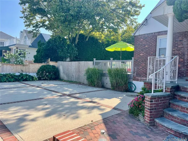 $16,000 | 89 Lynbrook Avenue, Point Lookout, NY 11569