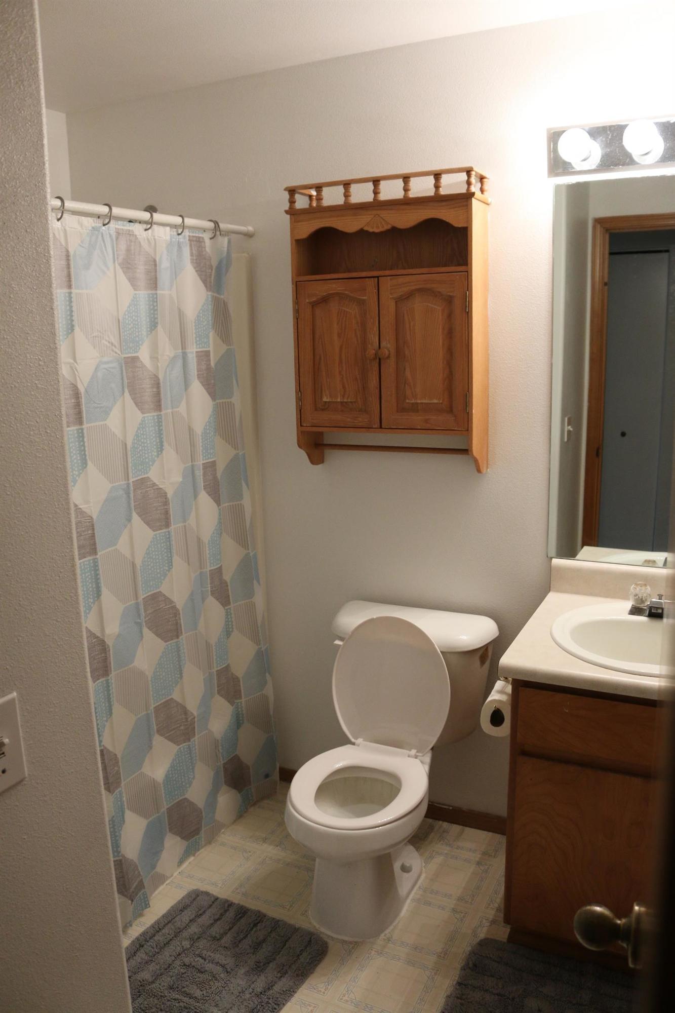 606 Clearview Way Eagle Point, OR 97524 - Photo 10 of 12 Additional Photo