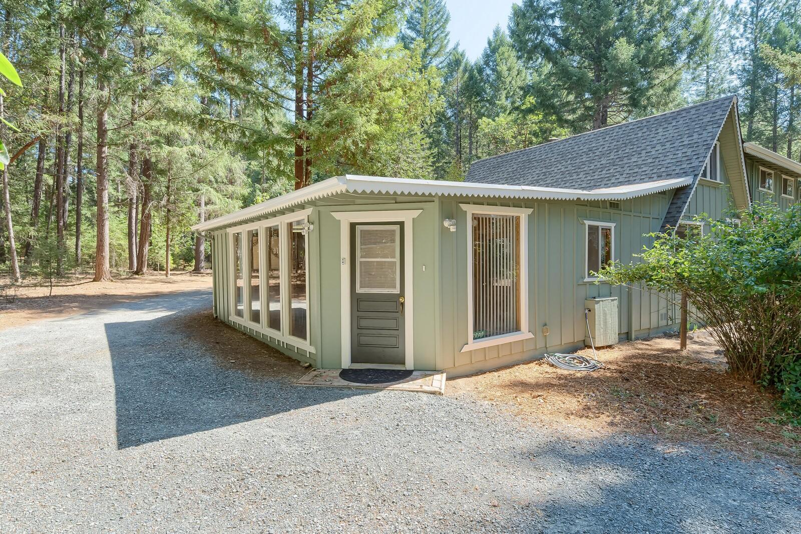 3990 Galice Road Merlin, OR 97532 - Photo 3 of 43 D