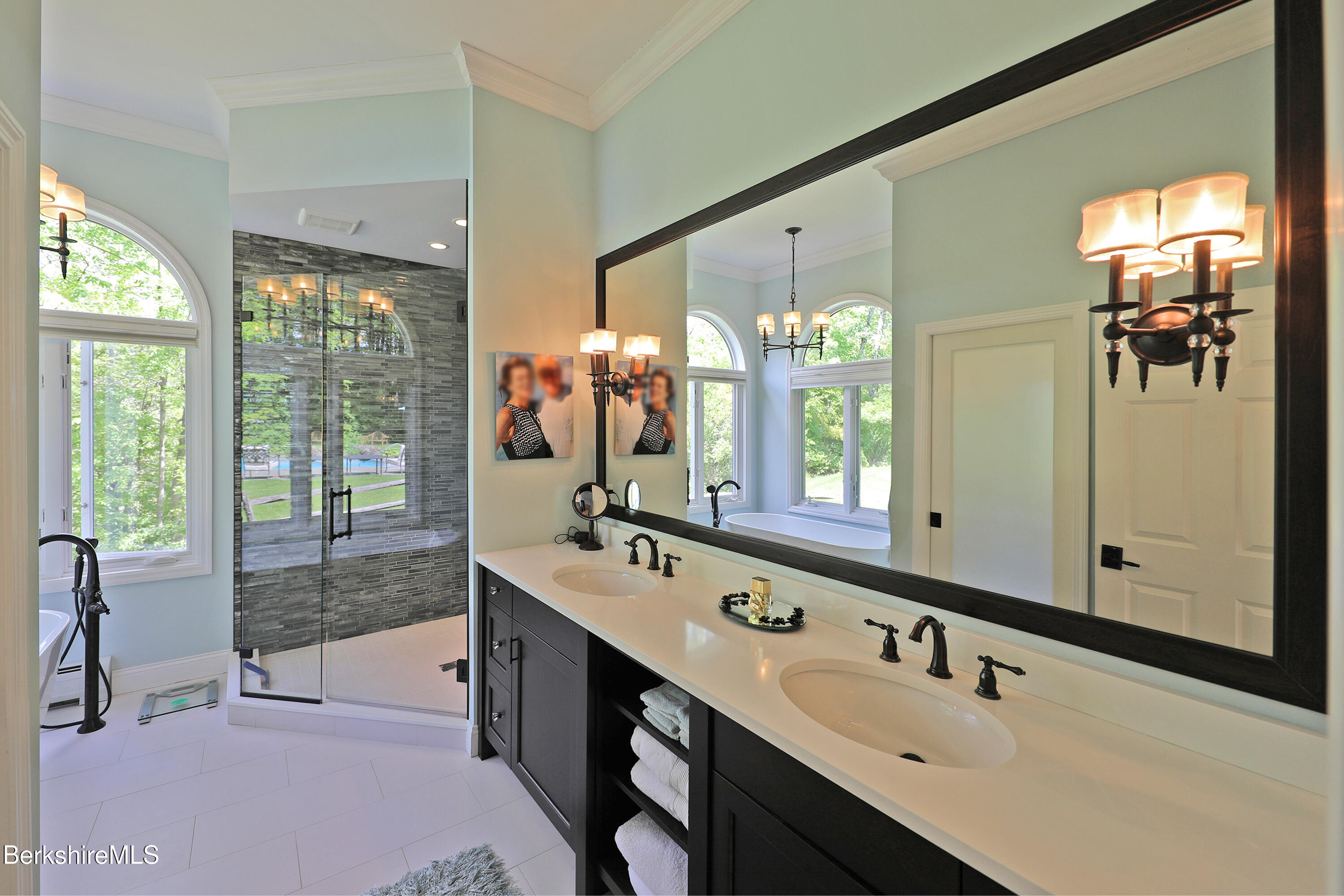475 Rossiter Road Richmond, MA 01254 - Photo 33 of 62 Primary En Suite