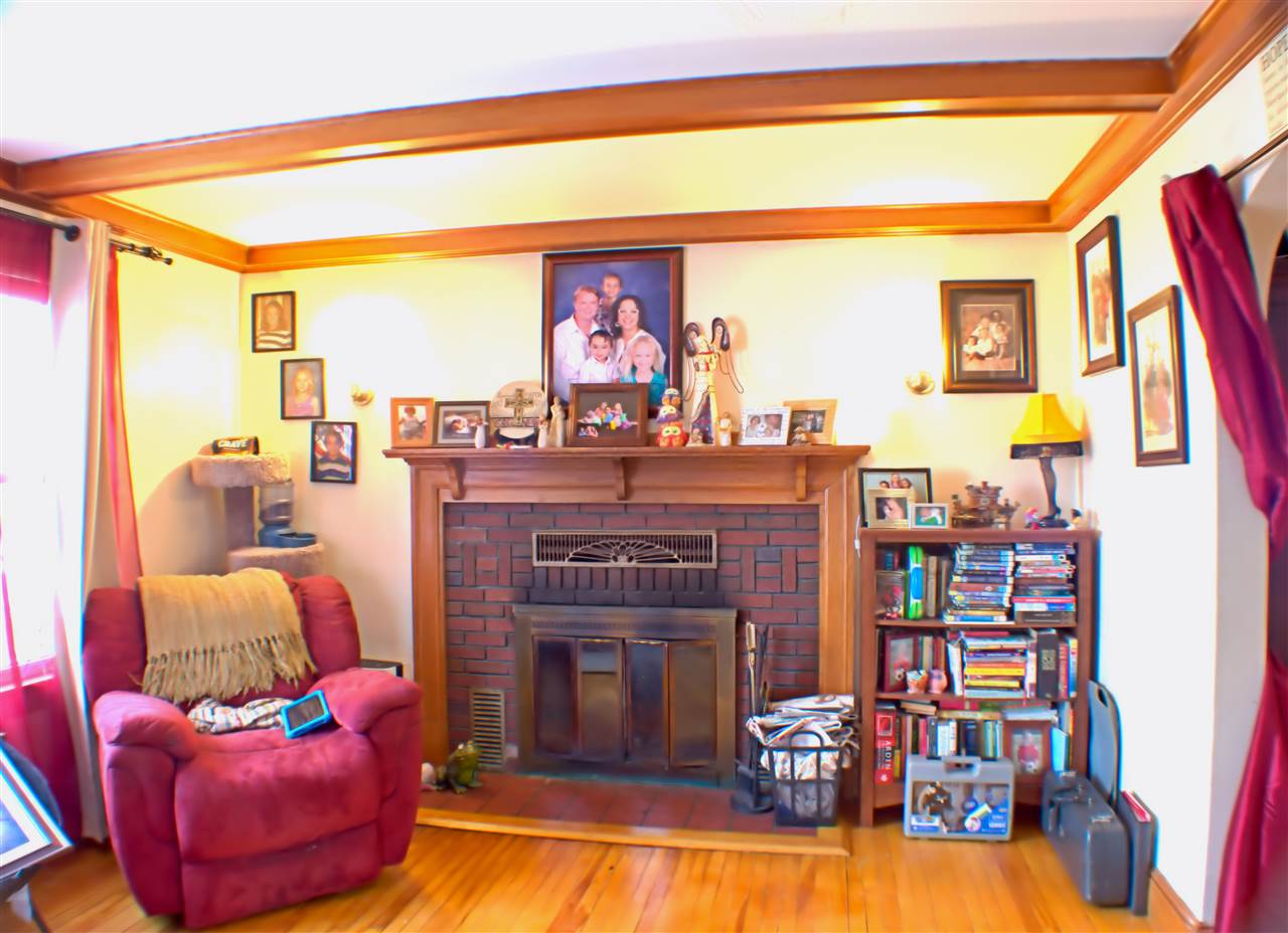 42 Chestnut Street Rochester, NH 03867 - Photo 4 of 22