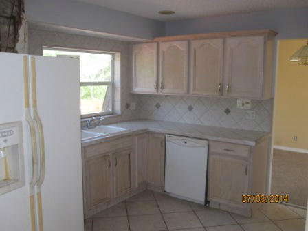 5443 1st Road Lake Worth, FL 33467 - Photo 7 of 10 IMG_1756