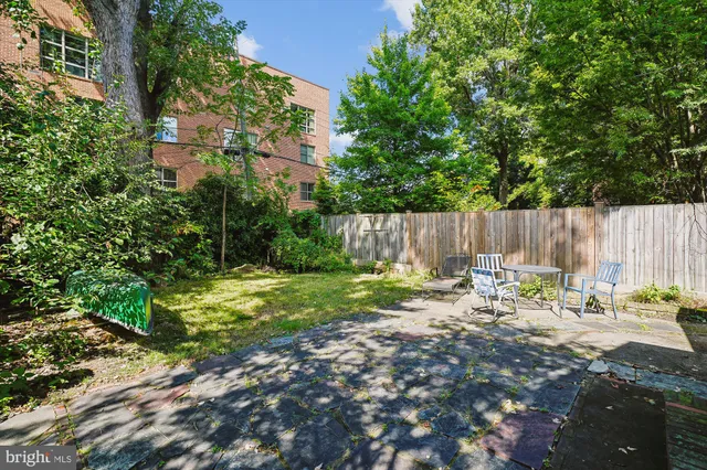 $1,475 | 904 North Ivy Street, Unit 3, Arlington, VA 22201