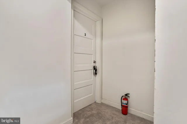 $1,375 | 904 North Ivy Street, Unit 3, Arlington, VA 22201