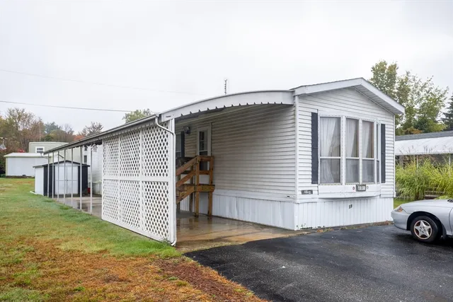$139,000 | 556 Central Street, Unit 39, Leominster, MA 01453