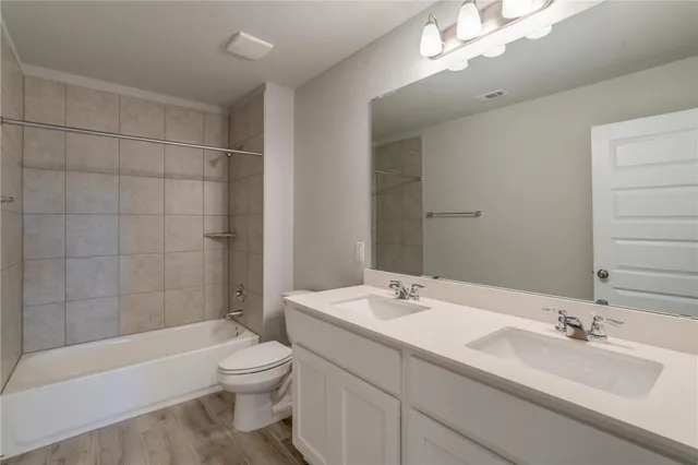 $2,490 | 2205 Limestone Lake Drive, Unit 36, Georgetown, TX 78633