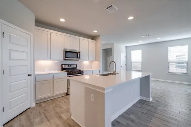 $2,490 | 2205 Limestone Lake Drive, Unit 36, Georgetown, TX 78633