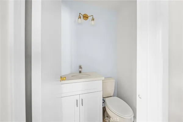 $2,900 | 3453 Sunnyside Drive, Riverside, CA 92506