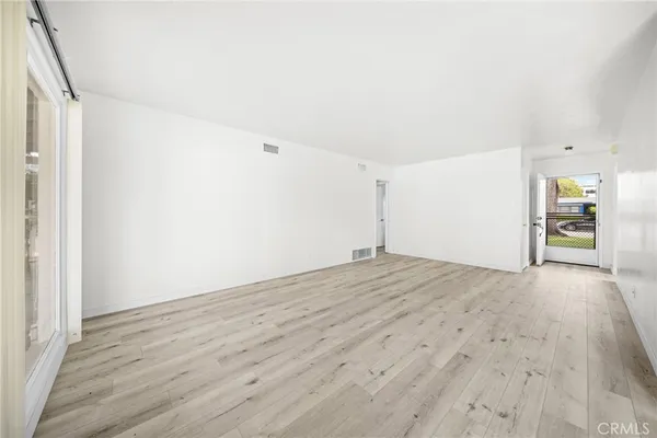 $2,900 | 3453 Sunnyside Drive, Riverside, CA 92506