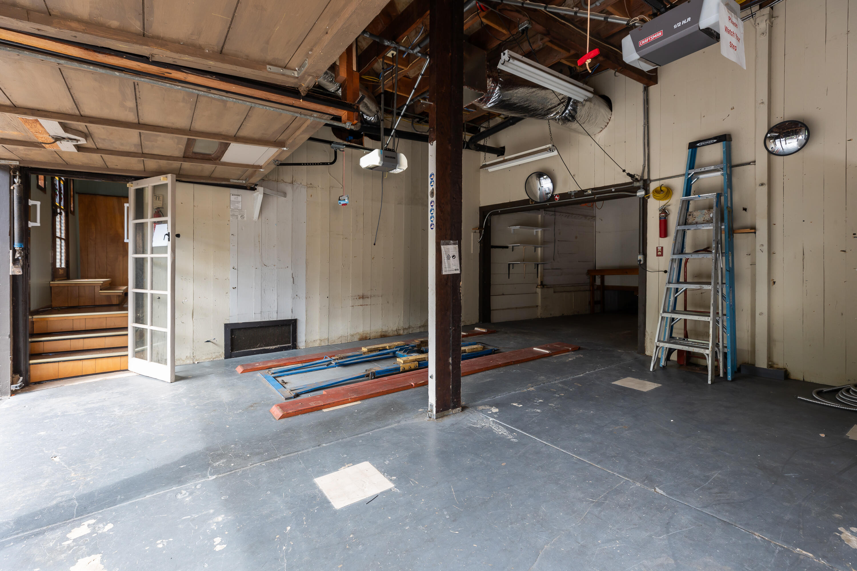 2335 State Street Santa Barbara, CA 93105 - Photo 28 of 34 2335-State-St-27