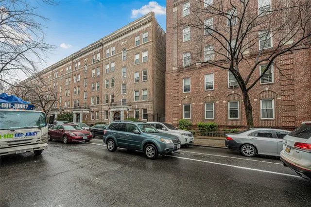 $499,000 | 34-47 82nd Street, Unit 42 | Jackson Heights