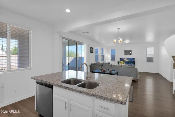 $470,000 | 5814 South Daisy Patch Place, Phoenix, AZ 85040