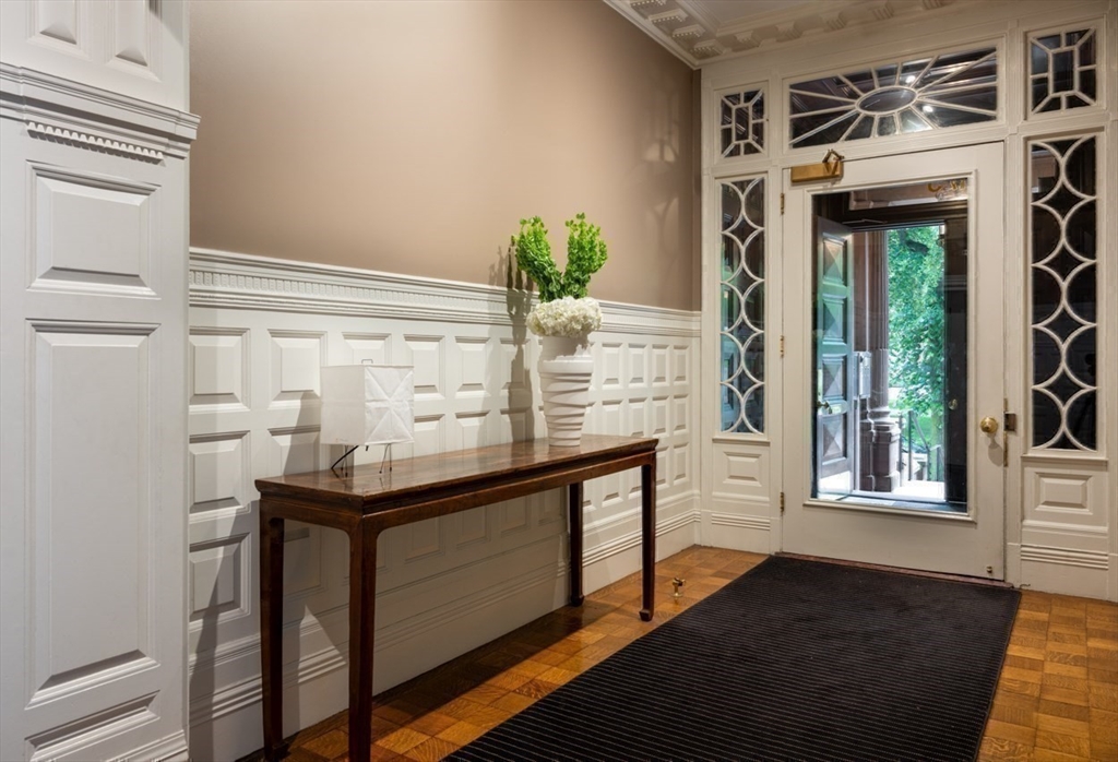 175 Commonwealth Avenue, Unit B Boston, MA 02116 - Photo 22 of 25 a bathroom with a sink and a window