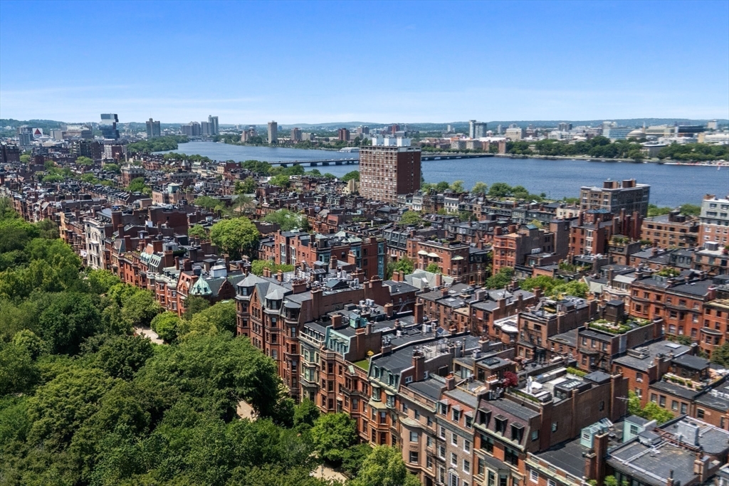 175 Commonwealth Avenue, Unit B Boston, MA 02116 - Photo 24 of 25 a view of a city