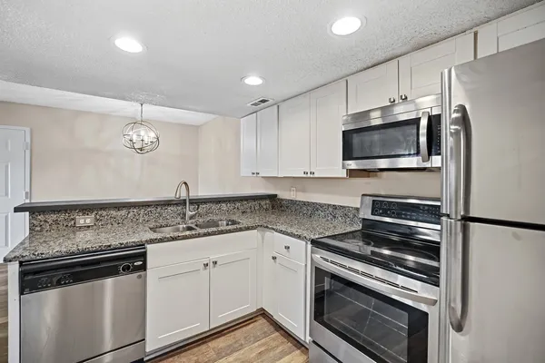 $220,000 | 102 General Jackson Lane, Hermitage, TN 37076