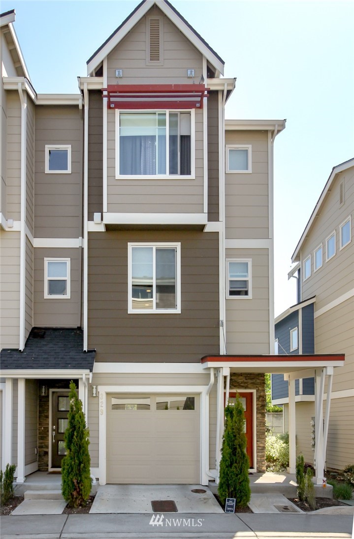 329 Anacortes Place Northeast Renton, WA 98059 - Photo 2 of 23 Gallery Image 2