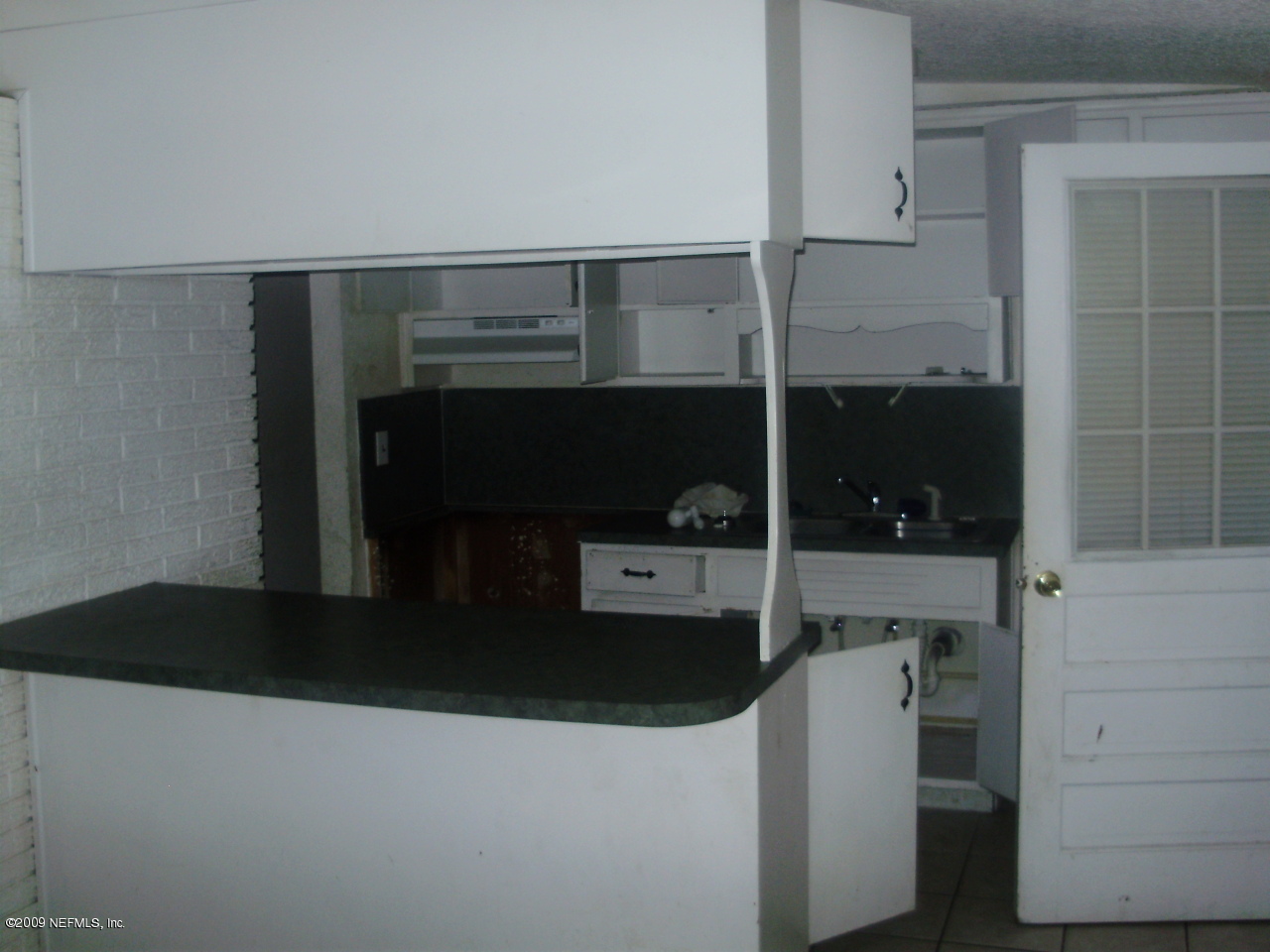 1705 Merivale Road South Jacksonville, FL 32208 - Photo 3 of 5 Kitchen