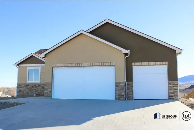 $610,000 | 2185 Heathrow Avenue, Casper, WY 82609