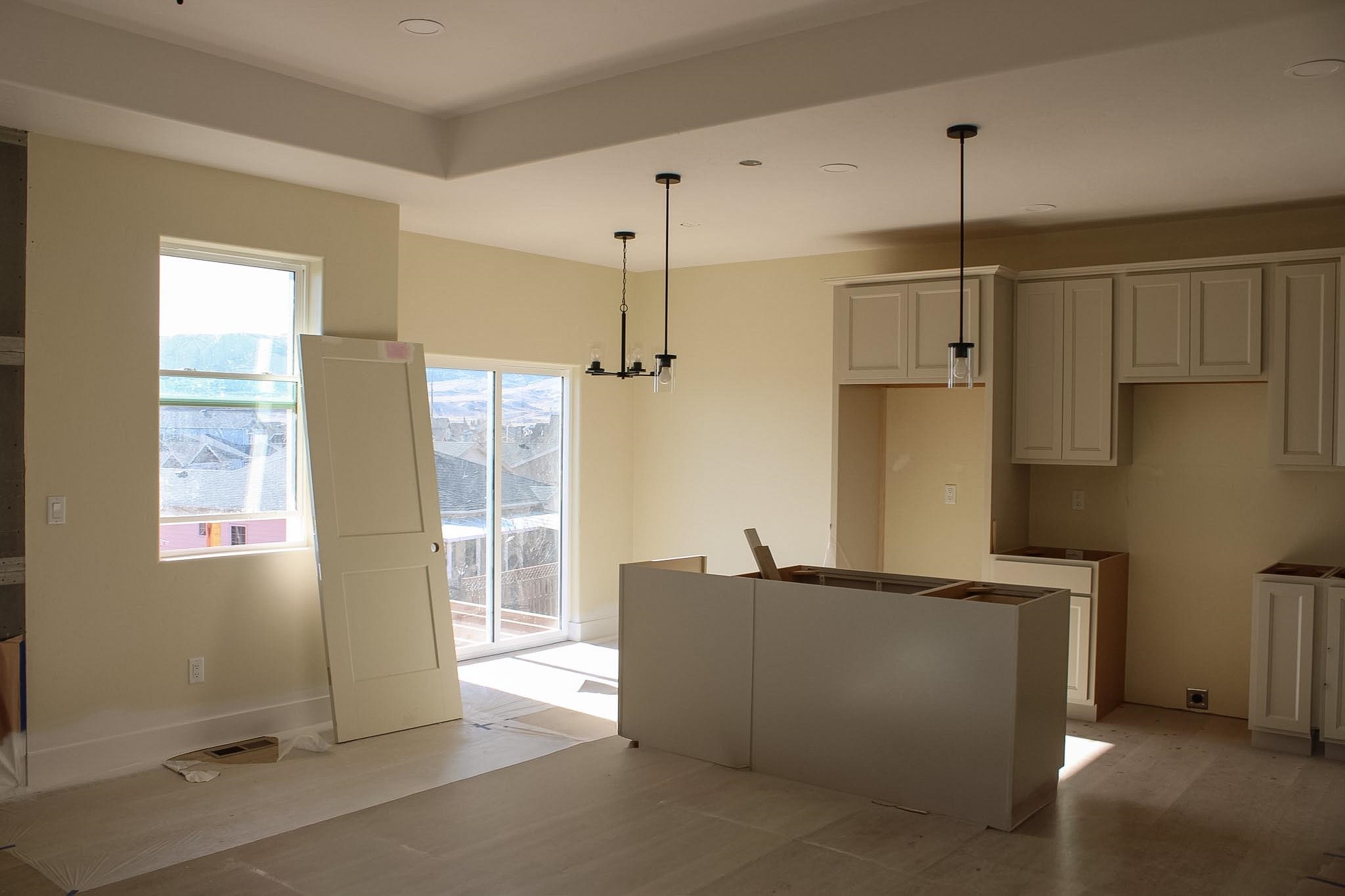 2185 Heathrow Avenue Casper, WY 82609 - Photo 2 of 13