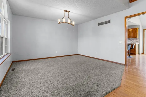 $307,500 | 1411 Kimberly Drive, Warrensburg, MO 64093