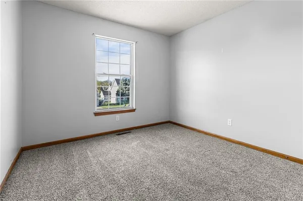 $307,500 | 1411 Kimberly Drive, Warrensburg, MO 64093