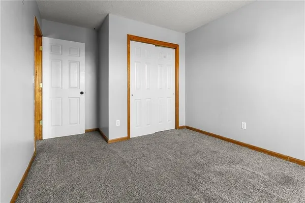 $307,500 | 1411 Kimberly Drive, Warrensburg, MO 64093