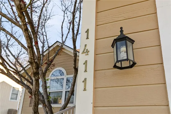 $307,500 | 1411 Kimberly Drive, Warrensburg, MO 64093