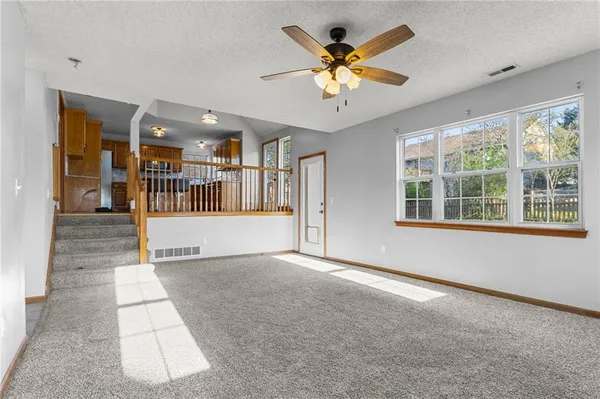 $307,500 | 1411 Kimberly Drive, Warrensburg, MO 64093