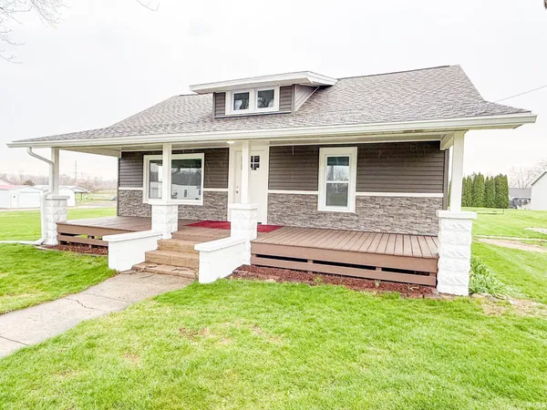 $185,500 | 7580 South St Road, Hudson, IN 46747