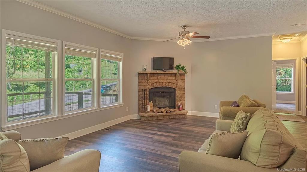 117 Sandy River Road Leicester, NC 28748 - Photo 5 of 9 Gallery Image 5