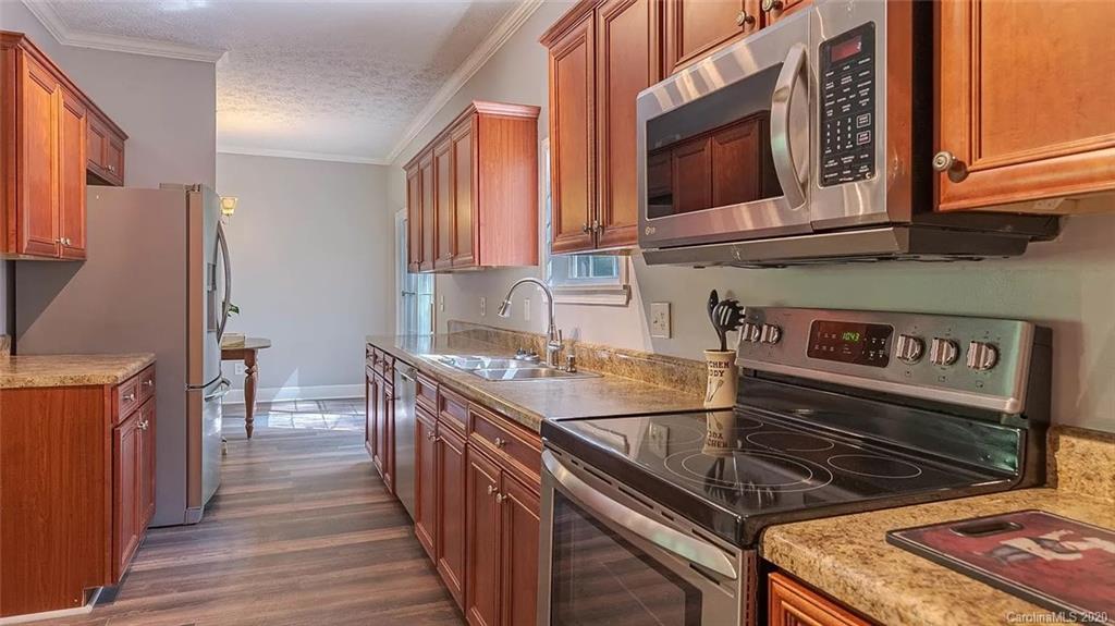 117 Sandy River Road Leicester, NC 28748 - Photo 6 of 9 Gallery Image 6