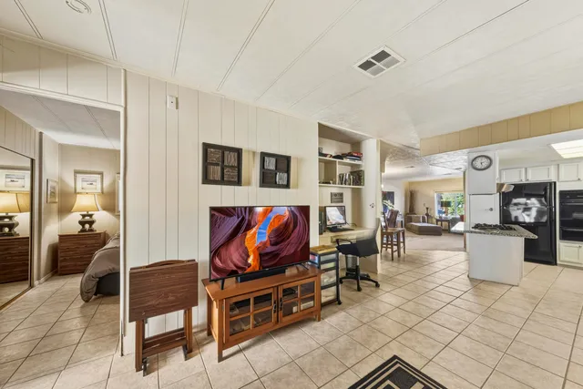 $205,000 | 103 VÃa De Azulejos, Palm Springs, CA 92264