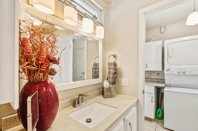 $205,000 | 103 VÃa De Azulejos, Palm Springs, CA 92264