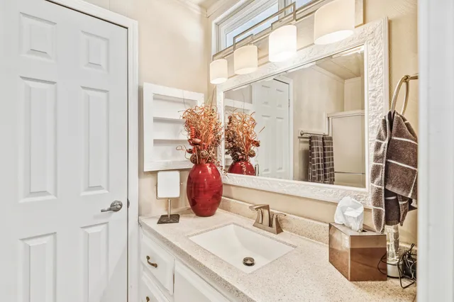 $205,000 | 103 VÃa De Azulejos, Palm Springs, CA 92264