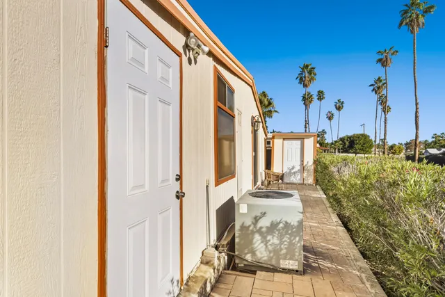 $205,000 | 103 VÃa De Azulejos, Palm Springs, CA 92264
