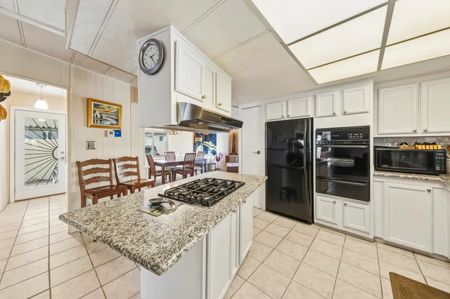 $205,000 | 103 VÃa De Azulejos, Palm Springs, CA 92264