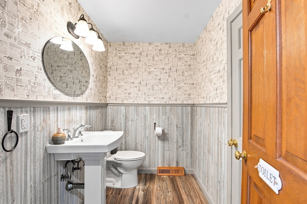 60 Valleyview Road Bellingham, MA 02019 - Photo 16 of 38 Gallery Image 16