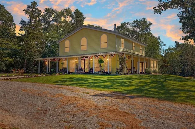 $1,400,000 | 1320 County Road 1450, Bonham, TX 75418