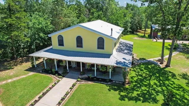 $1,400,000 | 1320 County Road 1450, Bonham, TX 75418