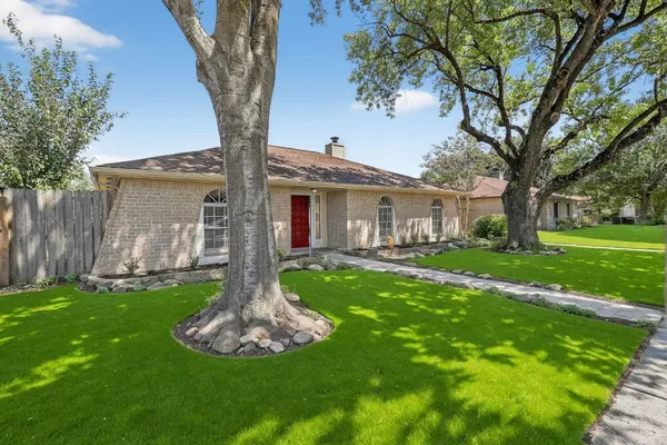 $1,900 | 13714 Bonaventure Drive, Houston, TX 77065