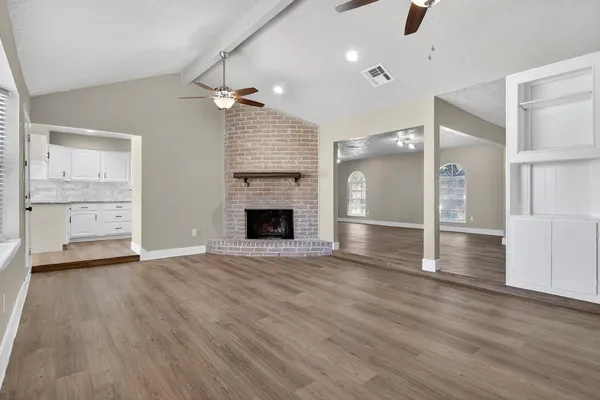 $1,900 | 13714 Bonaventure Drive, Houston, TX 77065