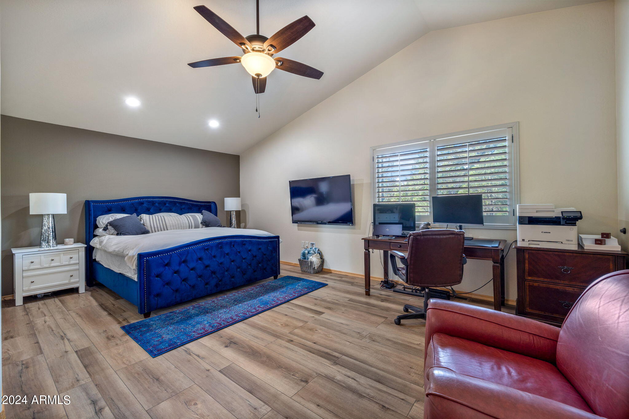 3365 Tree View Path Overgaard, AZ 85933 - Photo 12 of 37 Primary Bedroom
