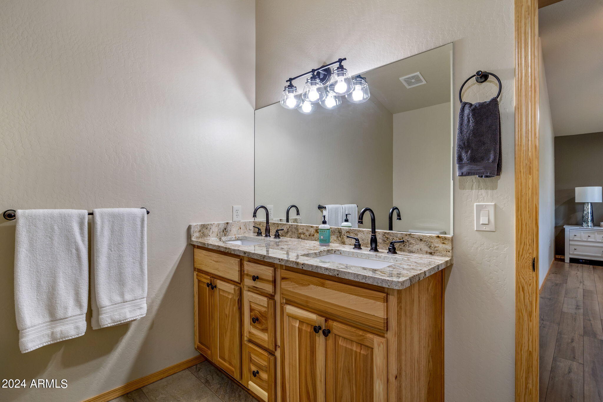 3365 Tree View Path Overgaard, AZ 85933 - Photo 14 of 37 3365TreeViewPath-HeberOvergaard-AZ-20